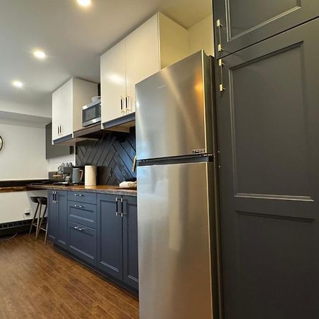Griz Inn By Stayin Fernie Ruang foto