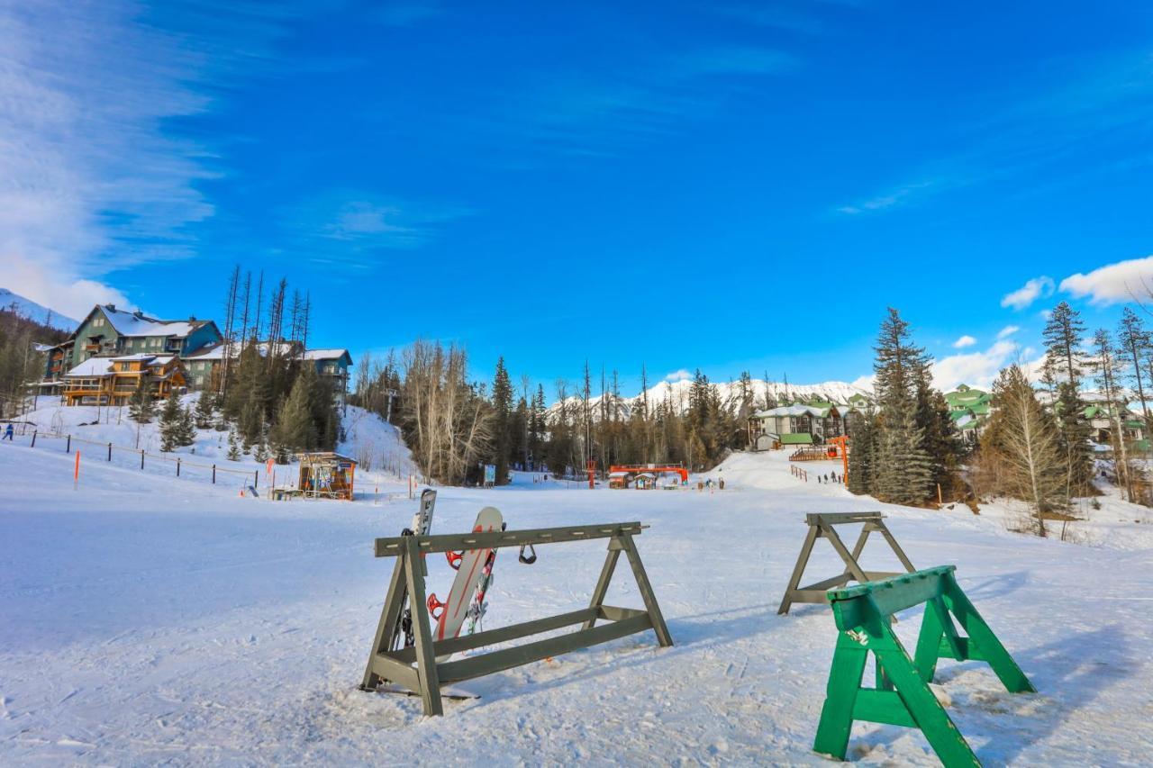 Griz Inn By Stayin Fernie Bagian luar foto
