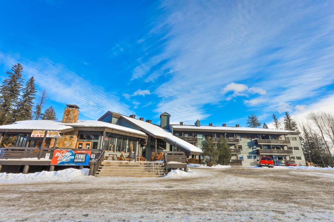 Griz Inn By Stayin Fernie Bagian luar foto